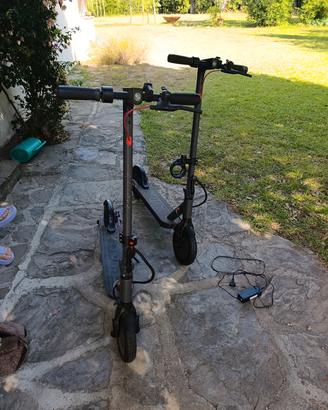 2 monopattini elettrici  Wroom