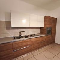 Cucina completa di elettrodomestici