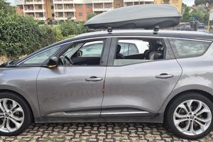 Renault Grand Scenic 1.5 dCi 110 cv - 7 posti  