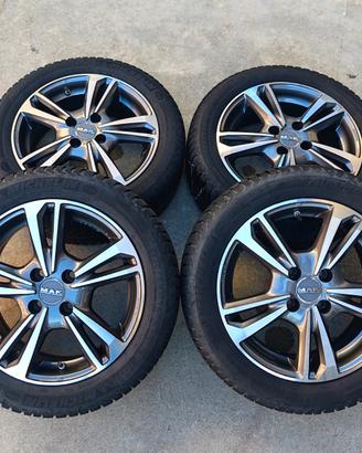 set di cerchi in lega Mak  con  Antineve da 15 