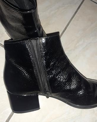 stivaletto vernice donna