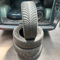 4 Gomme 215/60 R16 99H