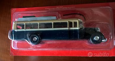 AUTOBUS MONDIALI Scala 1:43 lotto da 4 Nuovi Im.
