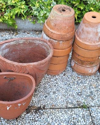 vasi in terracotta