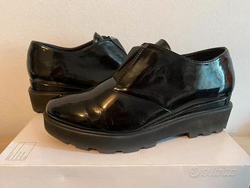 Scarpe di vernice nere 40