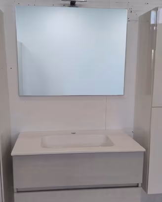 Mobile bagno sospeso 