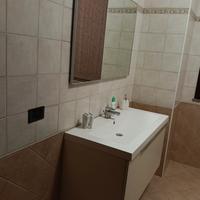 Mobile bagno con lavandino compreso specchio