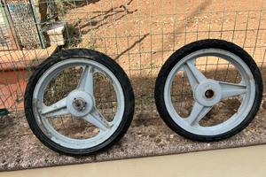 cerchi originali piaggio 14x1.85