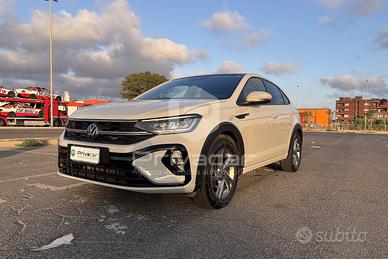 VOLKSWAGEN Taigo 1.0 TSI 110 CV R-Line