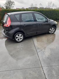 Renault Scenic XMod diesel 110CV