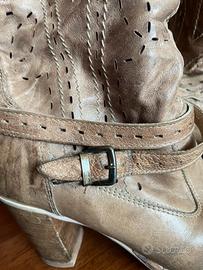 Stivaletti estivi in vera pelle Nero Giardini