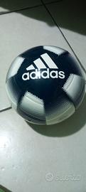 palla da calcio adidas