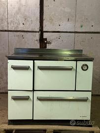 Cucina a legna anni 90