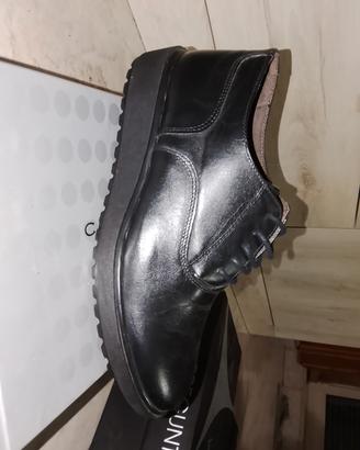 Scarpe Stringate Nere con suola carrarmato made It