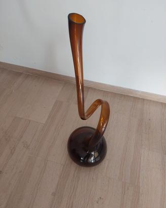 Vaso portafiori in vetro dal design  originale