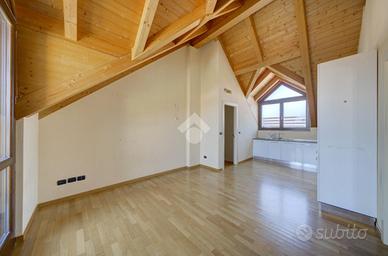 3 LOCALI A VILLARBASSE