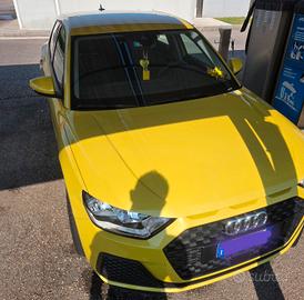 audi a1 2a serie 30TFSI  identity black 
