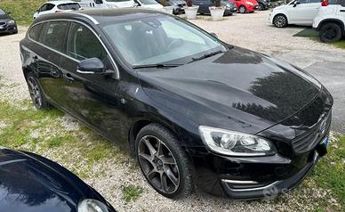 Volvo V60 2/0 Diesel Cambio Automatico Full Option