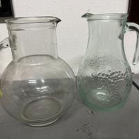 Coppia caraffe vintage in vetro