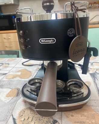 Macchina del caffè Delonghi