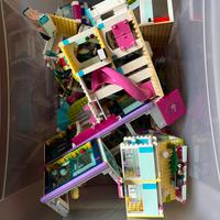 Lotto set LEGO FRIENDS completi vedi foto