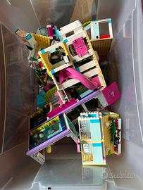 Lotto set LEGO FRIENDS completi vedi foto