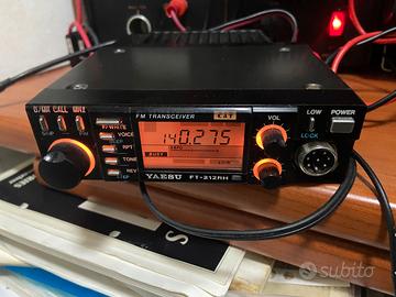 yaesu ft212rh 144/148 MHZ FM