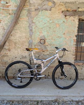 Bici MTB Vektor