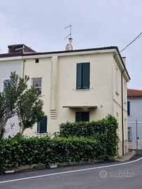 Soria, casa indipendente 180 mq. con giardino e ga