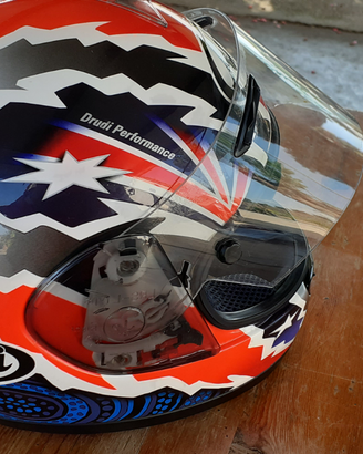 Casco arai