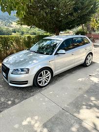 Audi A3 Sportback 2.0 TDI 140 CV S tronic