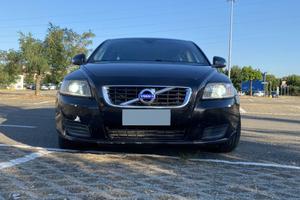 Volvo V50 D2