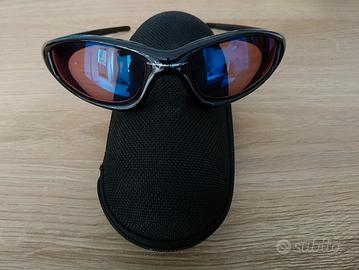 occhiali da sole 