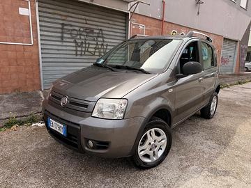 Fiat Panda 1.3 MJT 16V DPF 4x4 Climbing CON 180MIL