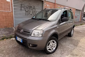 Fiat Panda 1.3 MJT 16V DPF 4x4 Climbing CON 180MIL