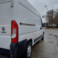 Traslochi, trasporti, consegne