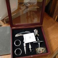 Cofanetto wine set Renato Balestra.