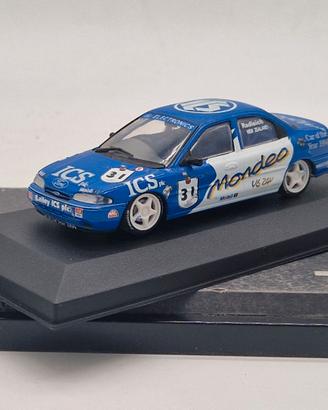 FORD Mondeo n°31 - Minichamps - Scala 1/43