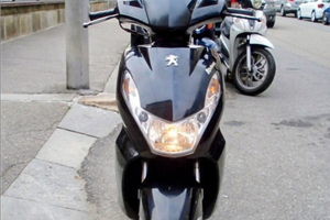 Scooter Pegout Kisbee 50