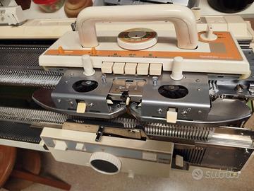 macchina maglieria KH 840 con KR 830