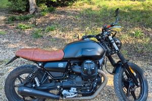 Guzzi V7 stone 2022 custom
