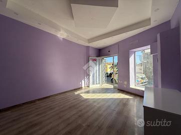 NEGOZIO A LACCO AMENO