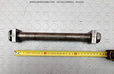 PERNO RUOTA HONDA CRF 450 2005 2008 CRE 2007 2006