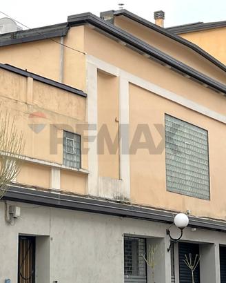 Locale Commerciale - Cosenza