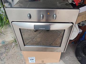 Forno elettrico da Ariston FM 22M IX

