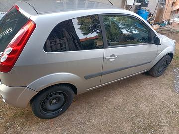 FORD FIESTA 1400