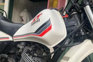 Yamaha XT 550 usata