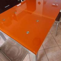 TAVOLO VETRO TENPERATO + 4 SEDIE