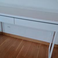 Scrivania consolle ingresso Ikea Besta Burs 
