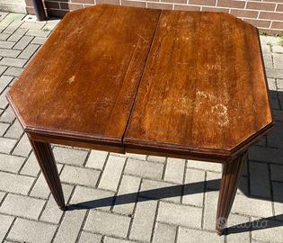 Tavolo Stile Liberty